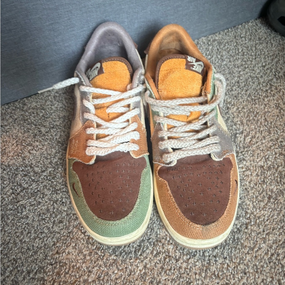 zion williamson voodoo jordan 1s, no box, good condition - Picture 3 of 4